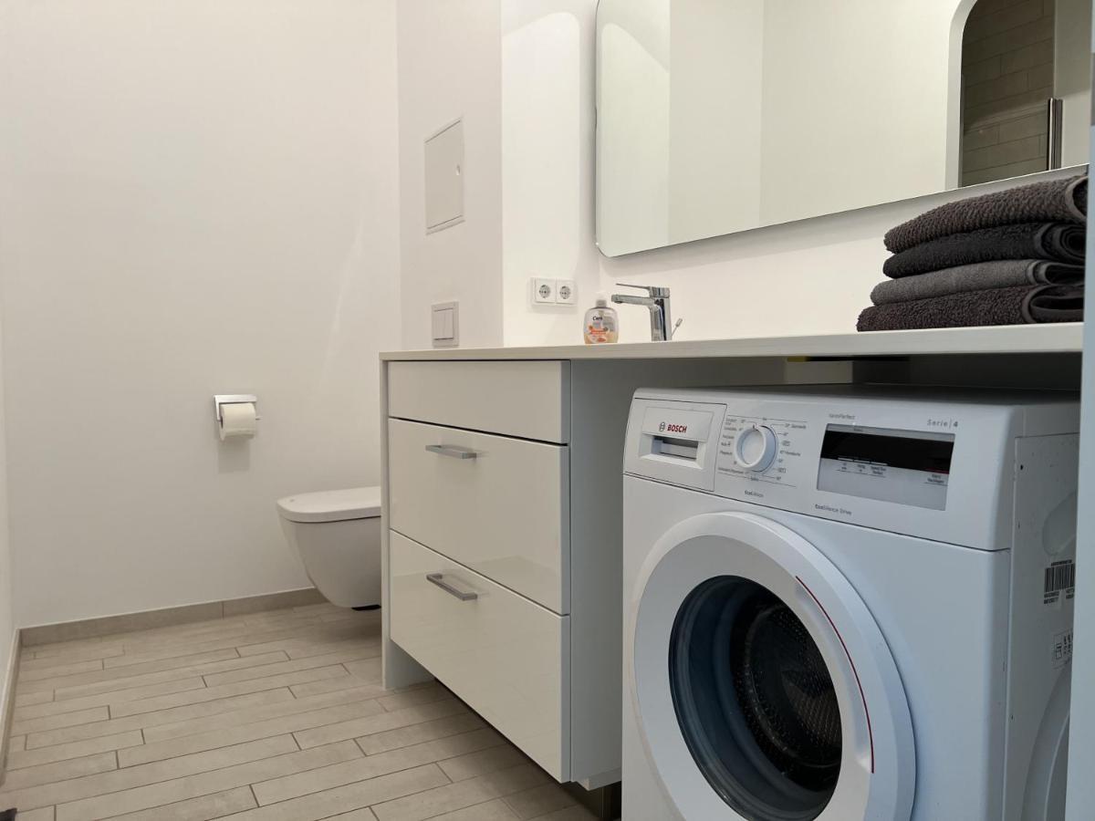 Luxury Waterfront Apartment برلين المظهر الخارجي الصورة