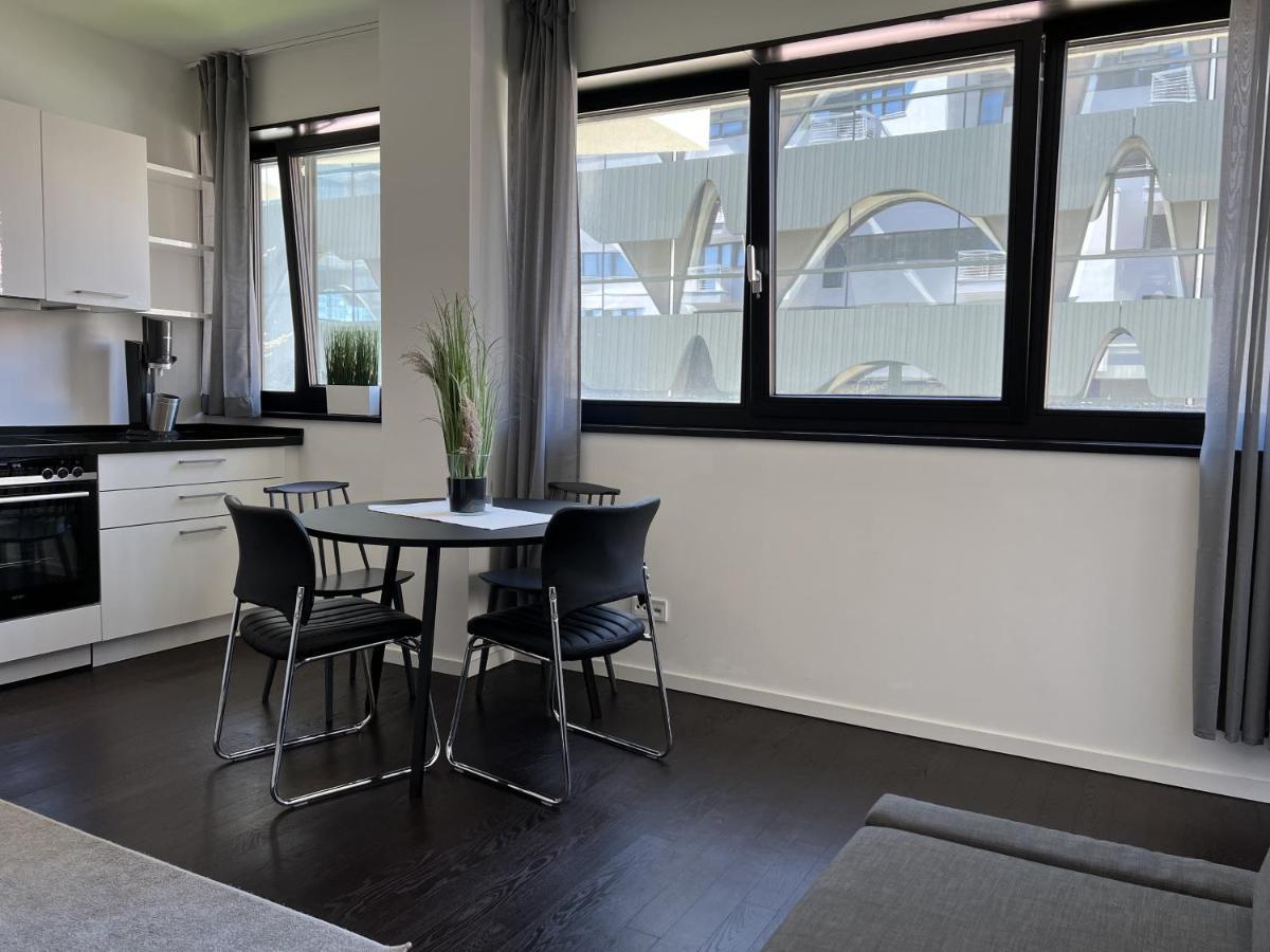 Luxury Waterfront Apartment برلين المظهر الخارجي الصورة